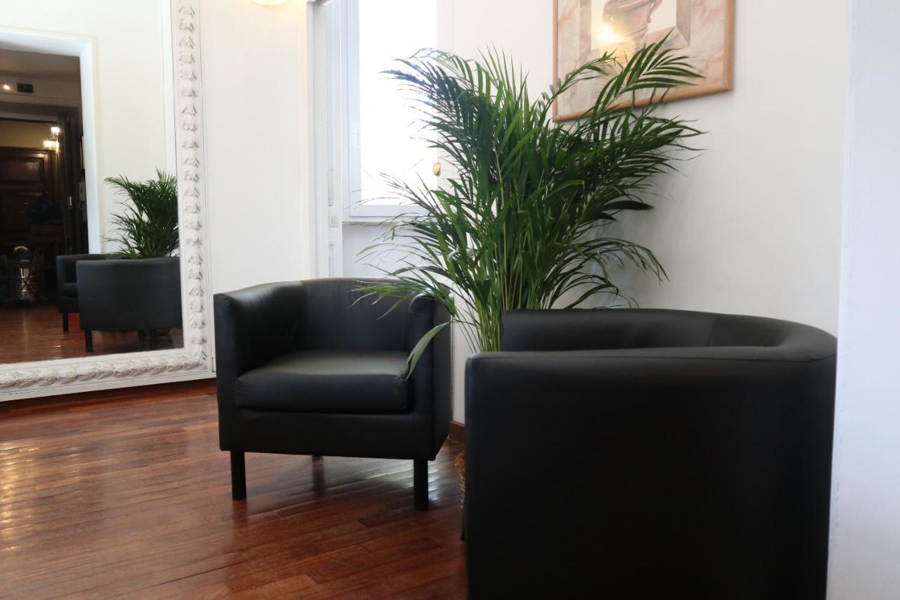 Maison Cloe Near The Spanish Steps ローマ エクステリア 写真